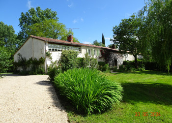 Façade en. 2024