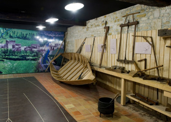 L'atelier d'un charpentier de bateau