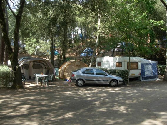 EMPLACEMENT