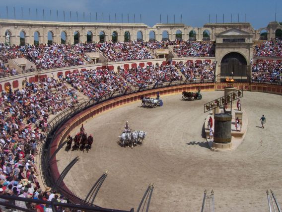 Puy du fou 1h par A83