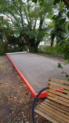Jardin extérieur-Boulodrome