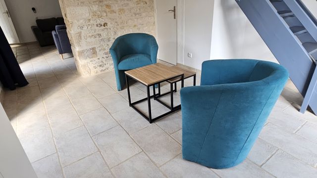 Le petit salon au pied de l'escalier donnant sur les chambres