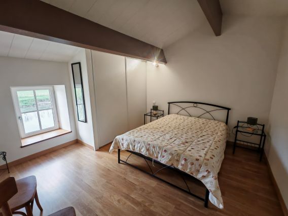 Chambre 2 etage.jpg