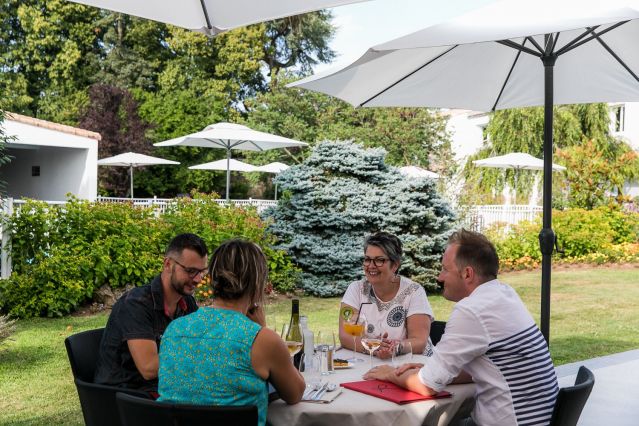 Déjeuner en terrasse