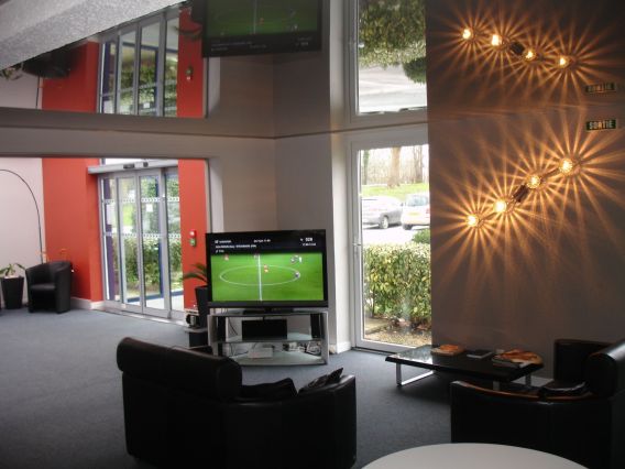 Salon avec Grand Ecran