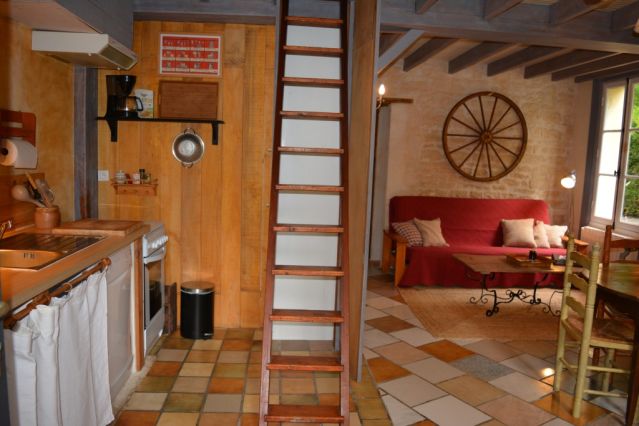 Accès à l'étage gîte le refuge