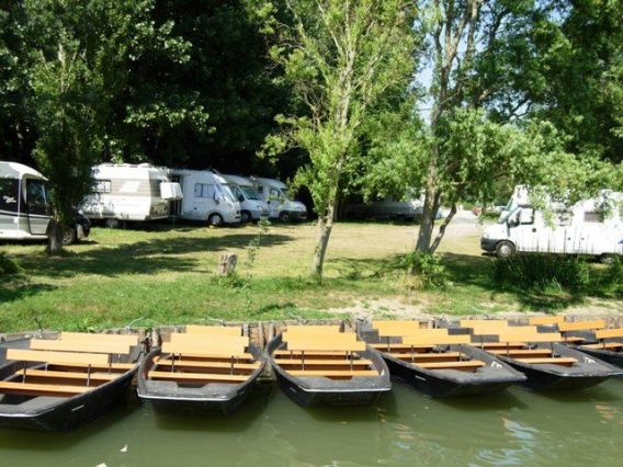 Les barques de l'embarcadère Cardinaud