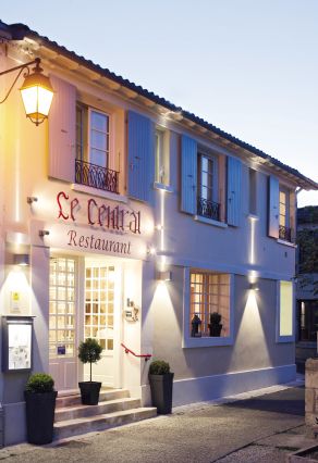 Façade du Restaurant Le Central