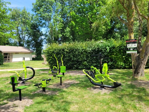 Coin gym et mise en forme - Camping la Venise Verte