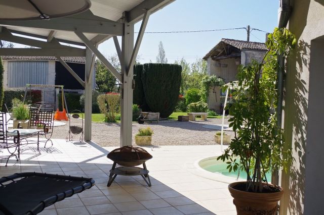 #maraispoitevin#chambresdhotes#leslavandieres#parc#jardin#piscine#détente