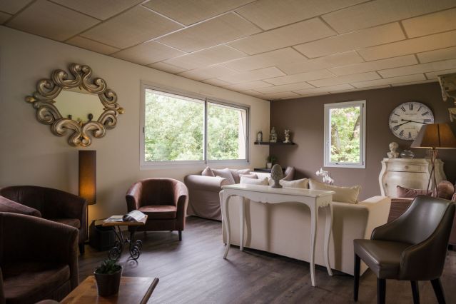 Salon