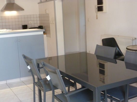 Vue sur le coin cuisine