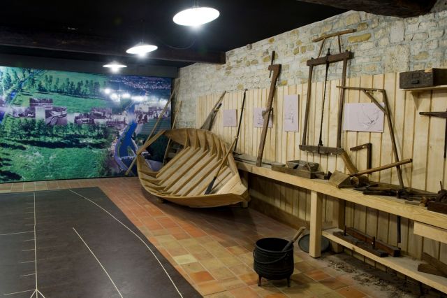 L'atelier d'un charpentier de bateau