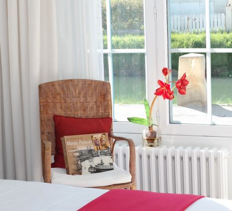 Vue sur la rivière d'une chambre Confort